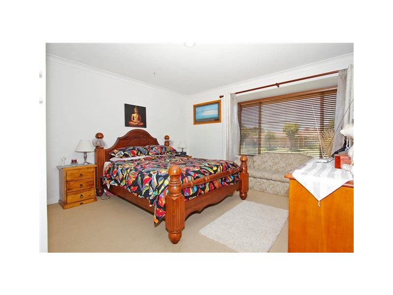 1 Redfern Close, Thornlie WA 6108