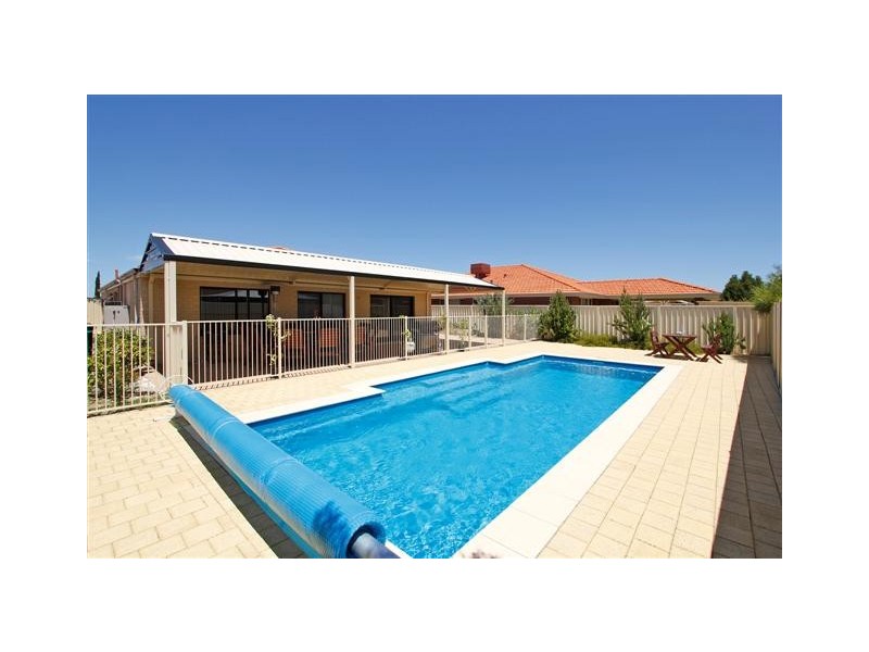 45 Totara Avenue, Canning Vale WA 6155