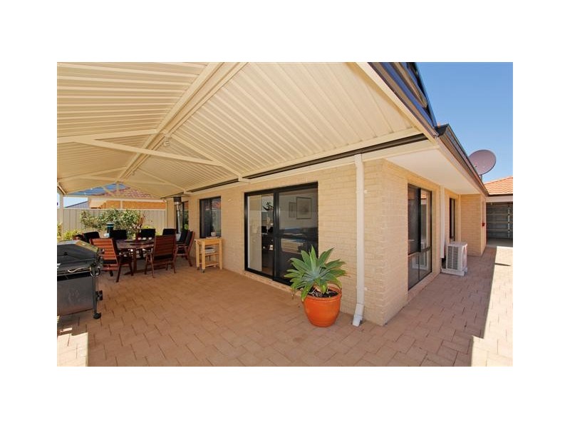 45 Totara Avenue, Canning Vale WA 6155