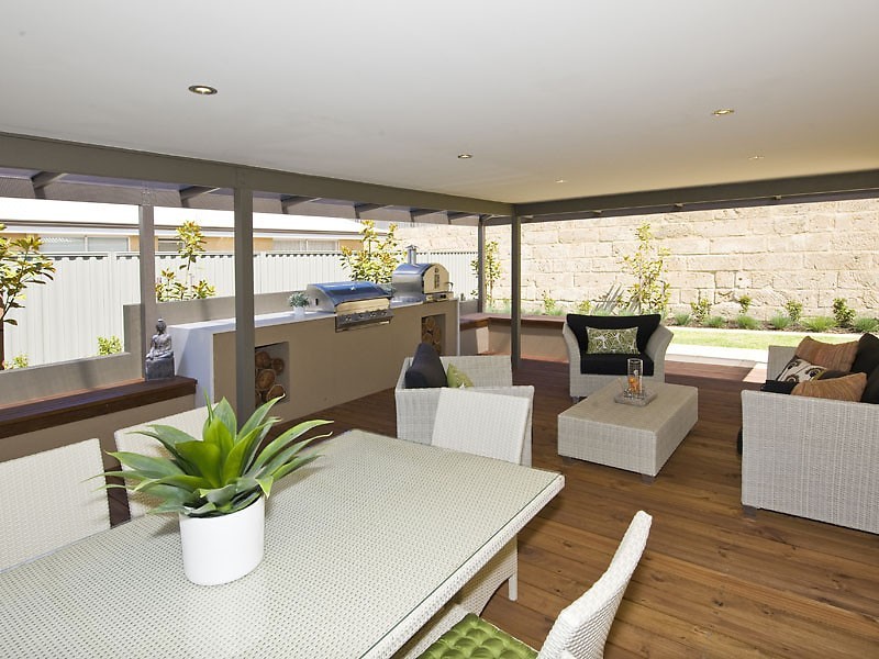 Piara Waters WA 6112