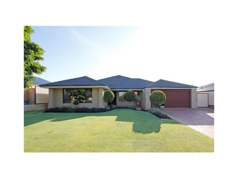 20 Rochford Street, Canning Vale WA 6155