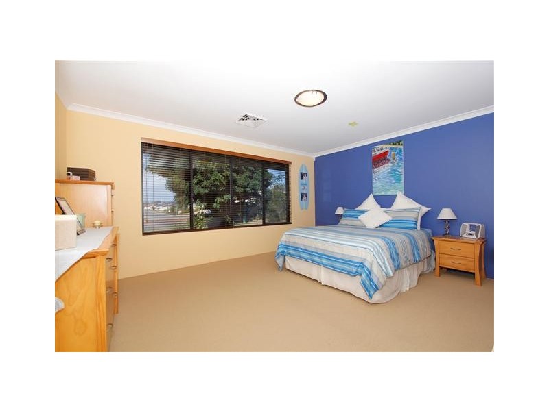 20 Rochford Street, Canning Vale WA 6155