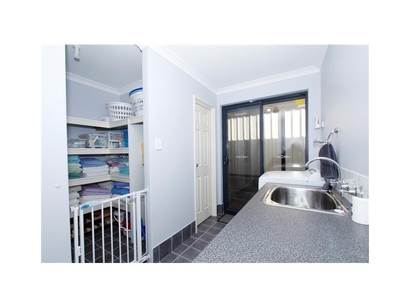 20 Rochford Street, Canning Vale WA 6155