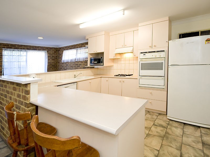 7 Newborough Place, Huntingdale WA 6110