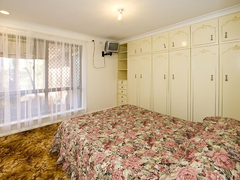 7 Newborough Place, Huntingdale WA 6110