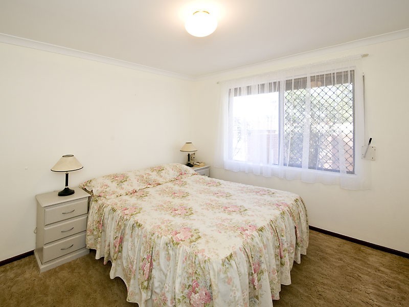 7 Newborough Place, Huntingdale WA 6110