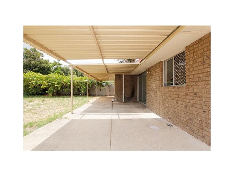 52 Wilkinson Street, Gosnells WA 6110