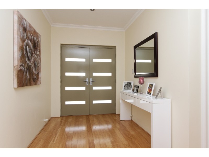 43 Hillhouse Way, Piara Waters WA 6112