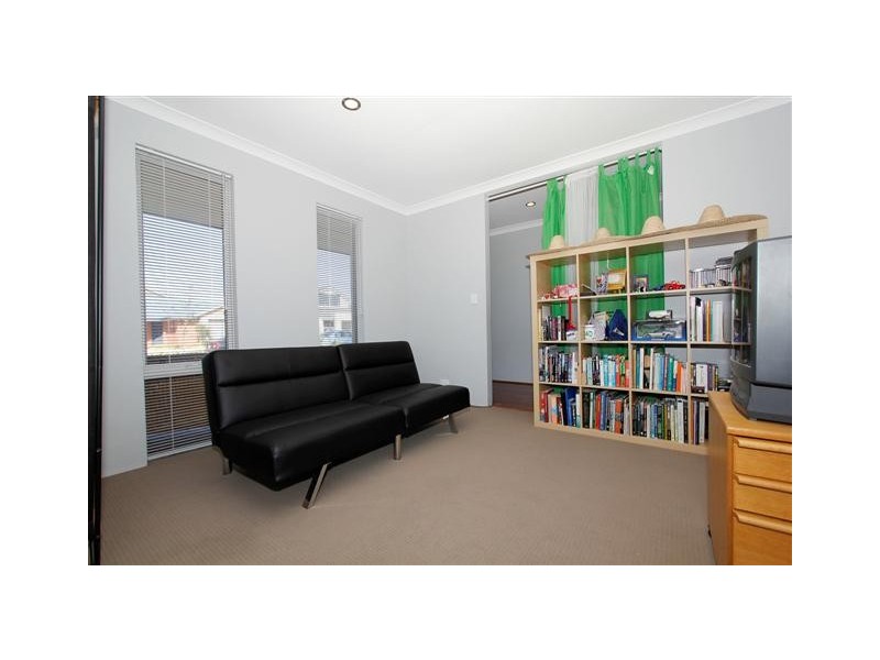 90 Daleford Way, Southern River WA 6110