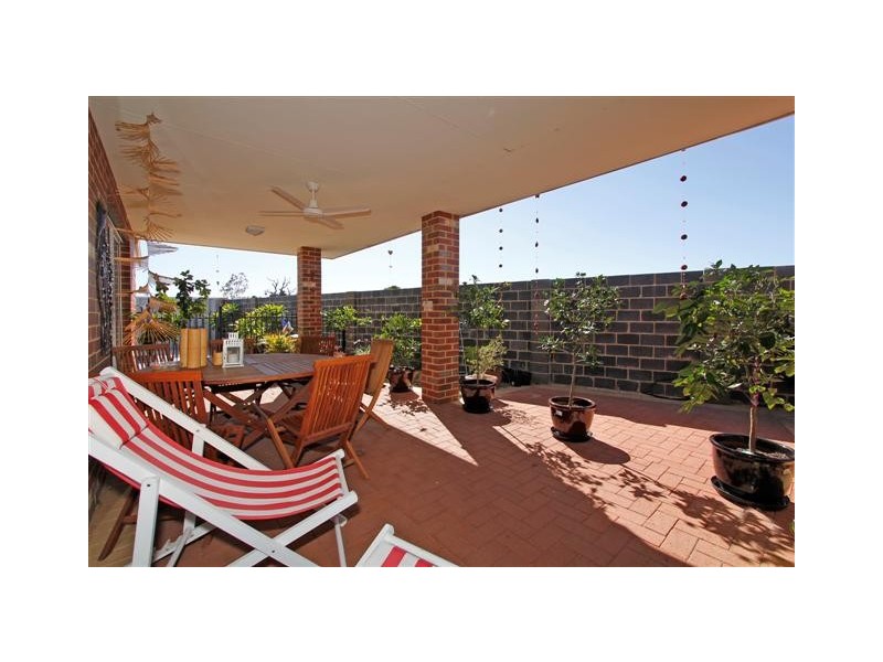 90 Daleford Way, Southern River WA 6110