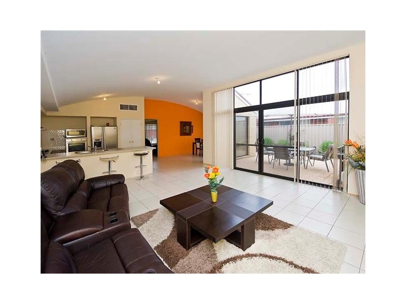 33 Willoughby Ramble, Harrisdale WA 6112