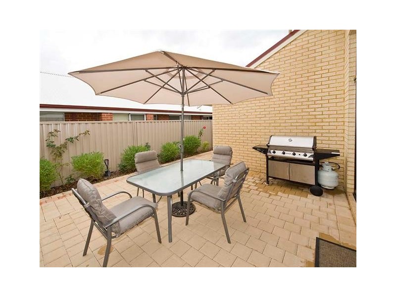 33 Willoughby Ramble, Harrisdale WA 6112