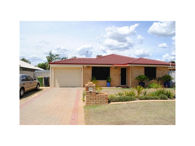 11 Jooleen Way, Thornlie WA 6108