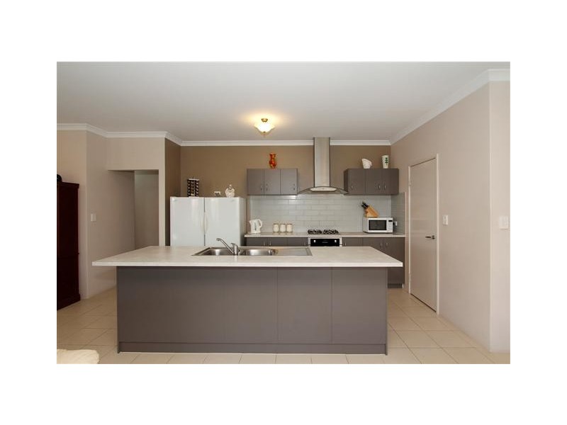 5 Abbotsdale Way, Southern River WA 6110