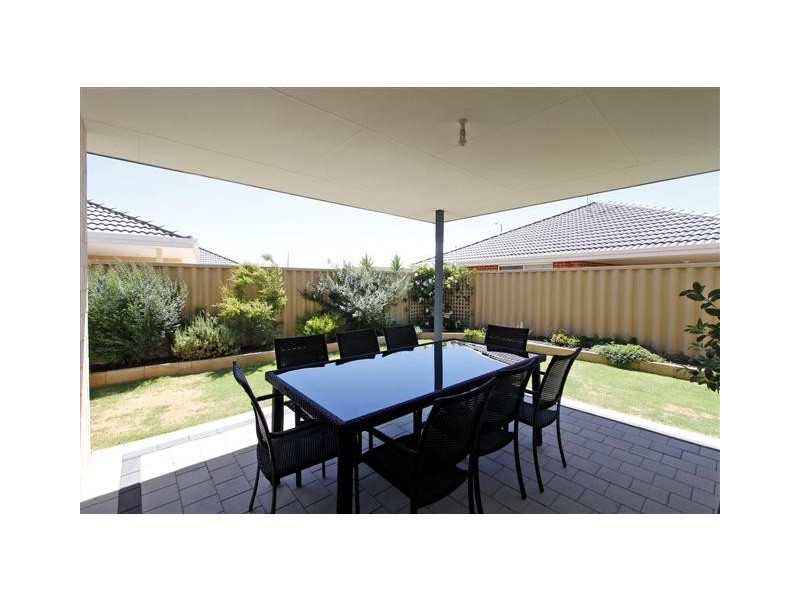 5 Abbotsdale Way, Southern River WA 6110