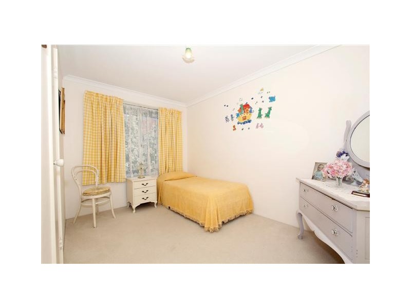 11 St Andrews Crescent, Canning Vale WA 6155