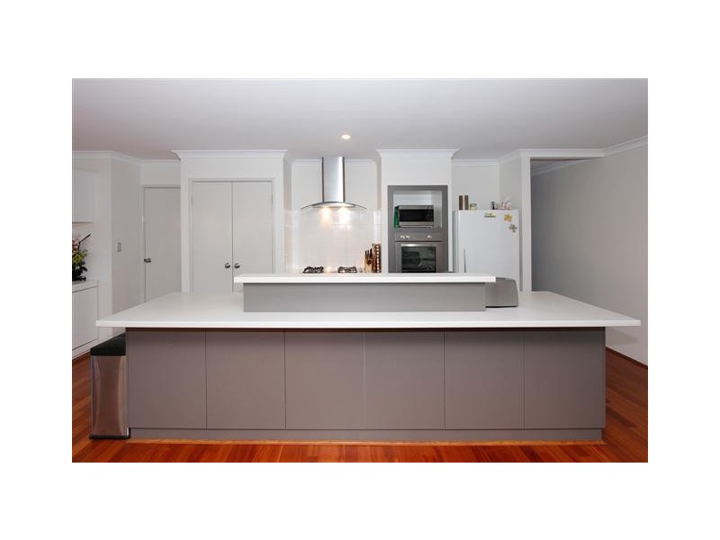 25 Anchorage Loop, Canning Vale WA 6155