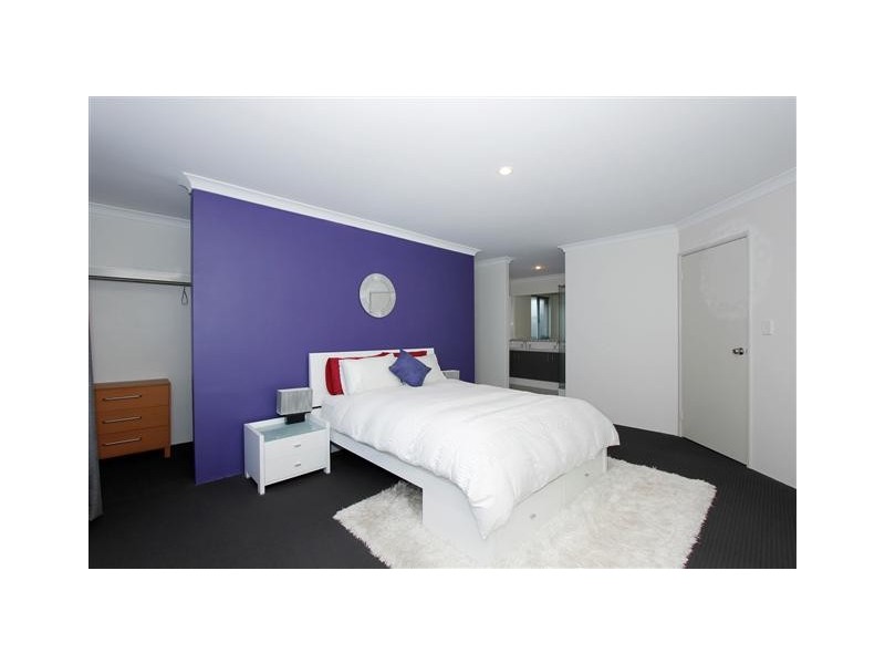 25 Anchorage Loop, Canning Vale WA 6155