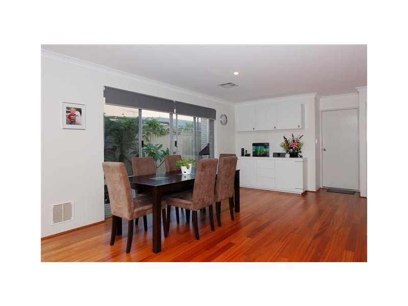 25 Anchorage Loop, Canning Vale WA 6155