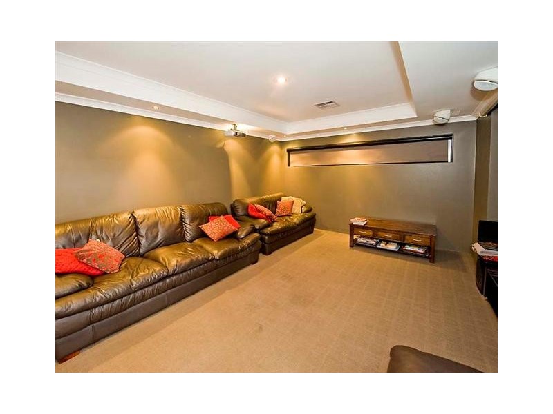 22 Harrisdale Drive, Harrisdale WA 6112