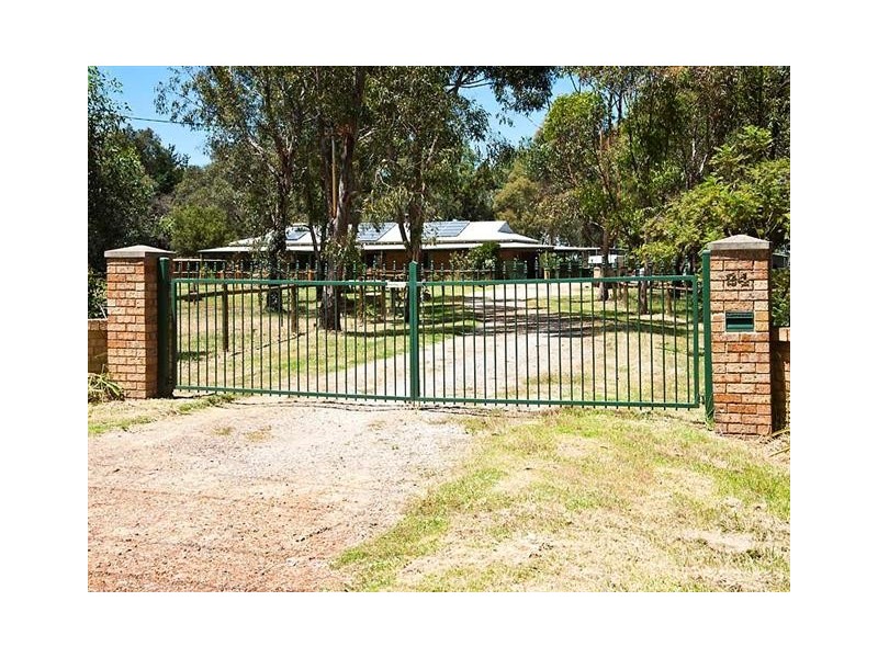 24 Swamp Gum Road, Oakford WA 6121