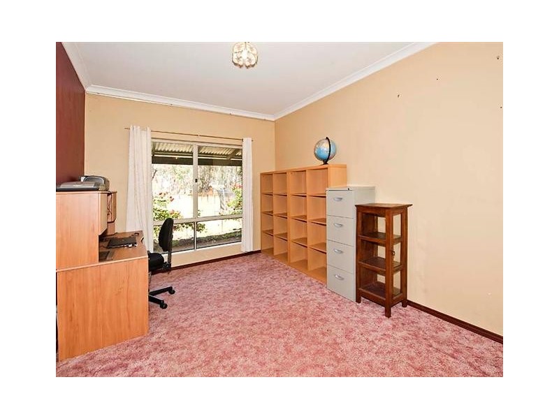 24 Swamp Gum Road, Oakford WA 6121