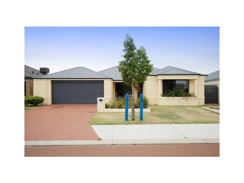 12 Dennis Way, Canning Vale WA 6155