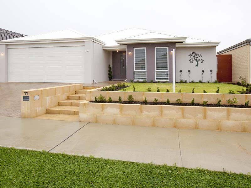 11 Turtledove Road, Harrisdale WA 6112