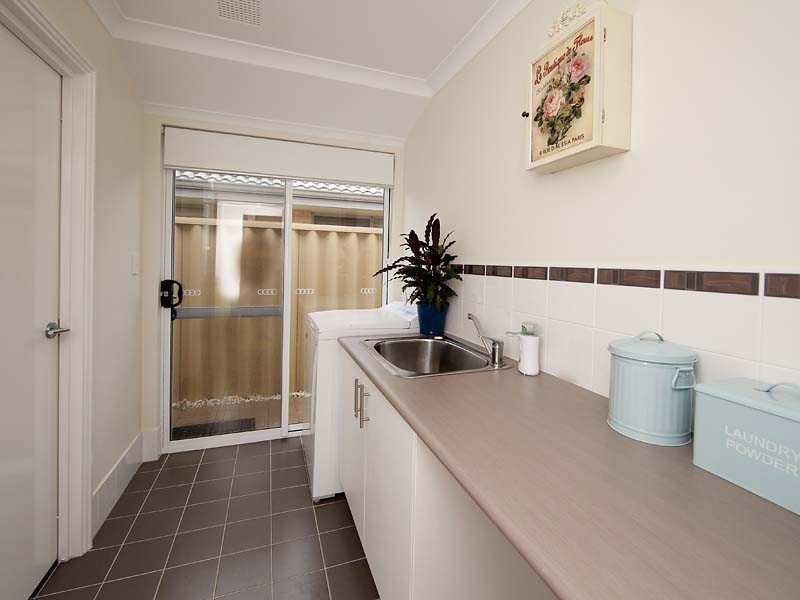 11 Turtledove Road, Harrisdale WA 6112