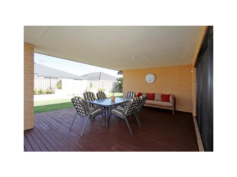 42 Chariot Turn, Harrisdale WA 6112