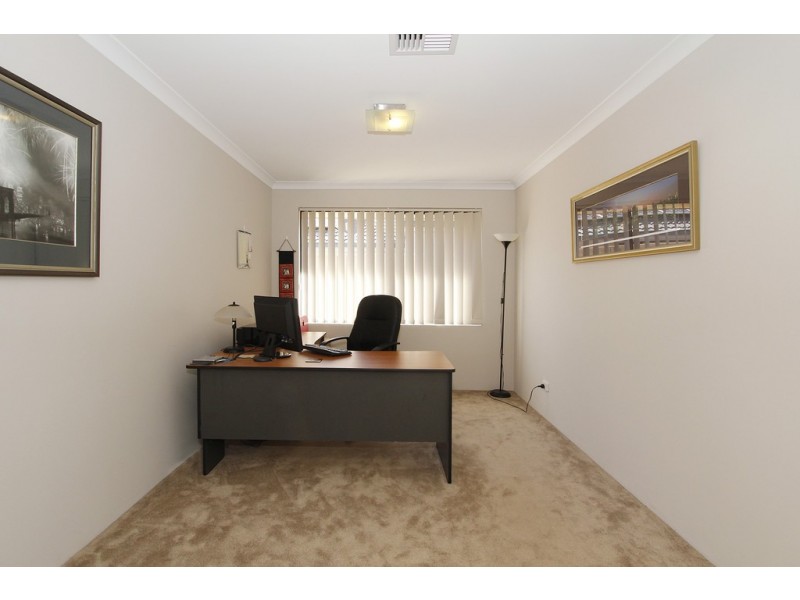 42 Chariot Turn, Harrisdale WA 6112