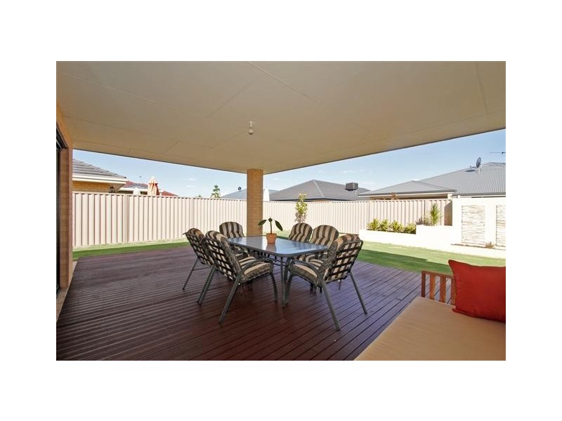 42 Chariot Turn, Harrisdale WA 6112