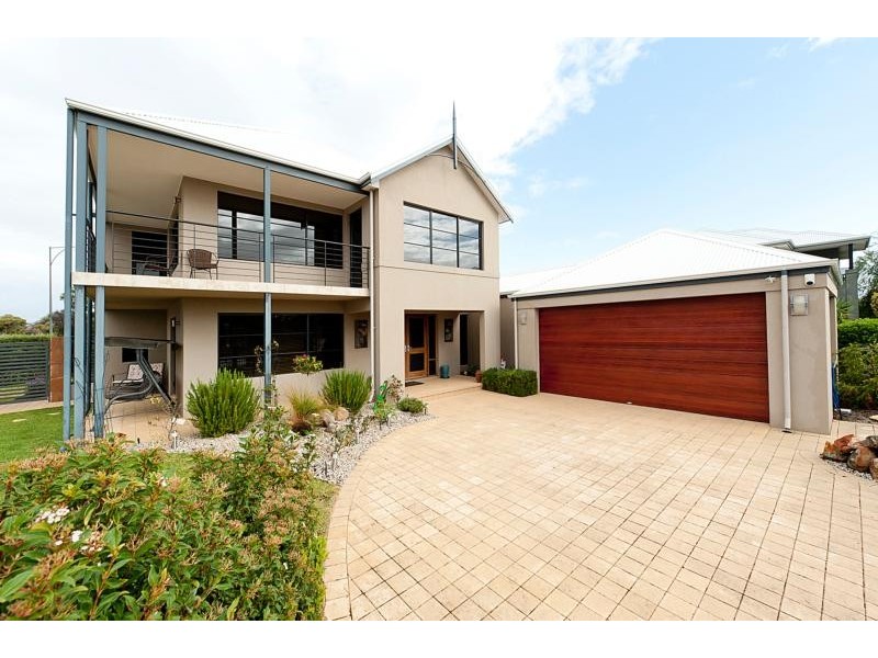 2 Harrisdale Drive, Harrisdale WA 6112