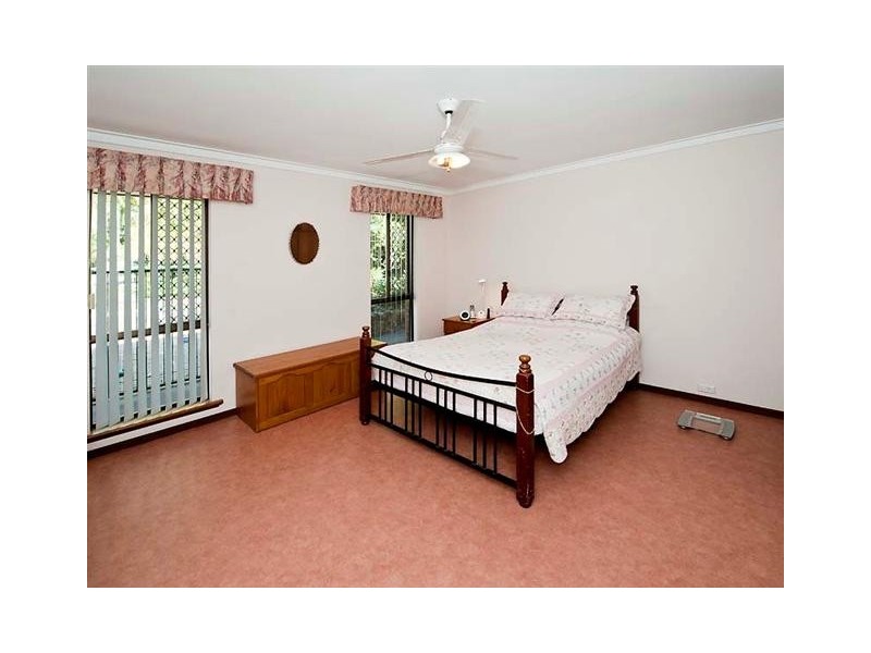 30 Battersea Road, Canning Vale WA 6155