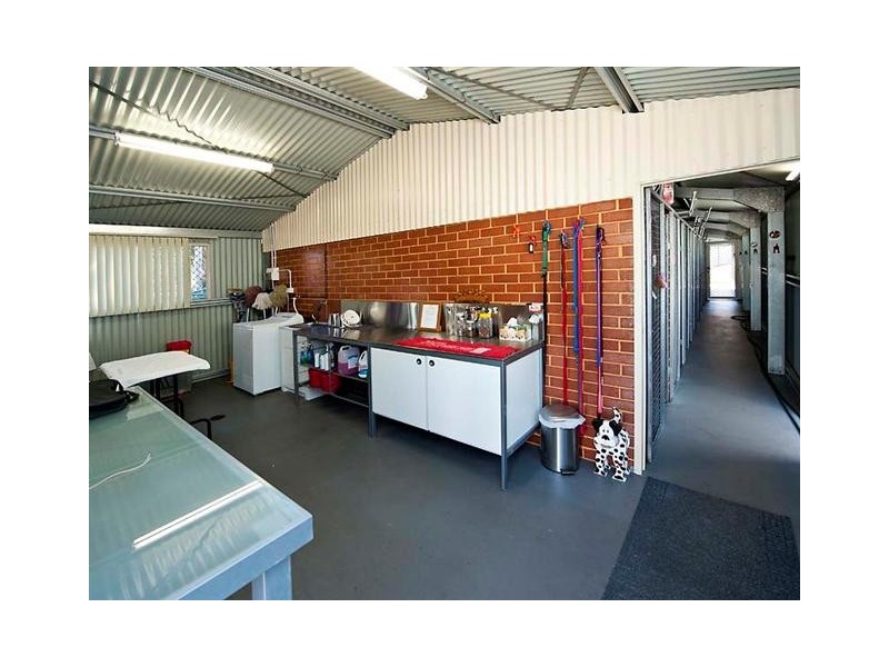 30 Battersea Road, Canning Vale WA 6155