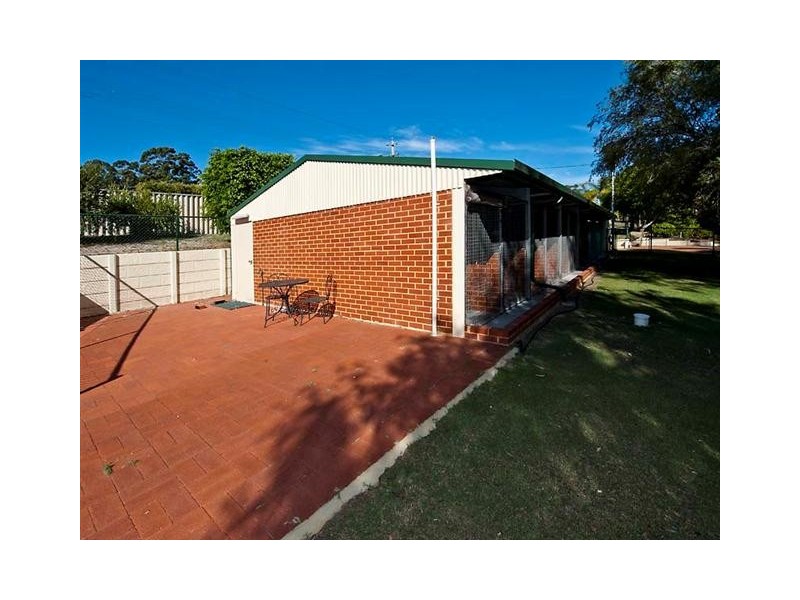 30 Battersea Road, Canning Vale WA 6155