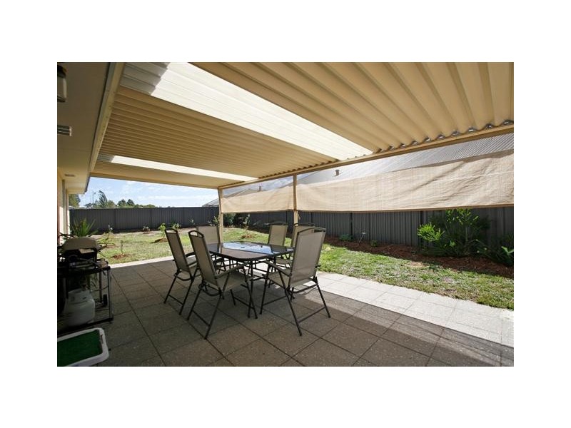 6 Stills Avenue, Harrisdale WA 6112