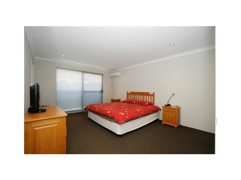 6 Stills Avenue, Harrisdale WA 6112