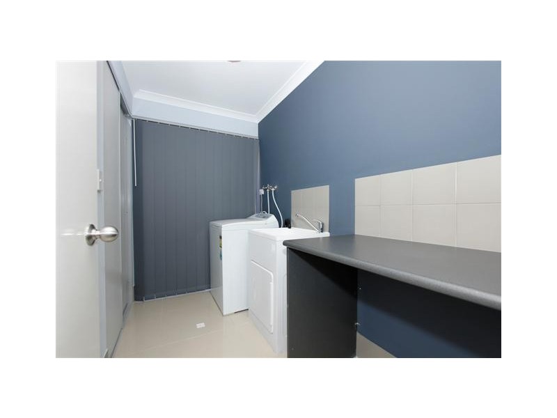 21 Calneggia Drive, Byford WA 6122