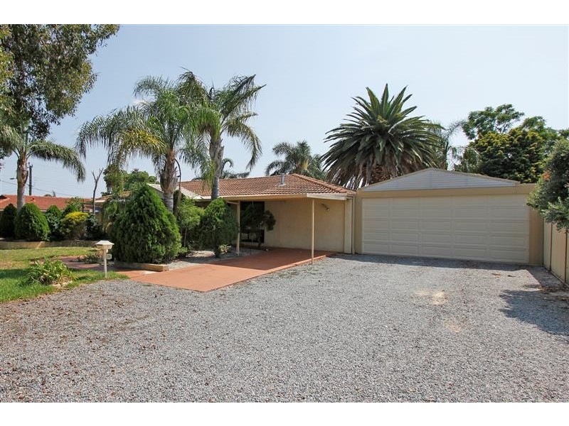 158 Cammillo Road, Kelmscott WA 6111