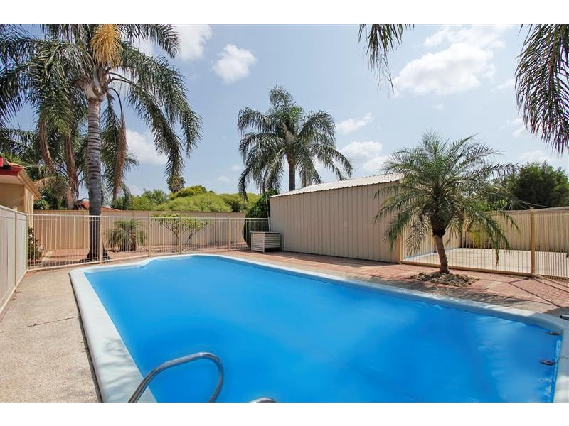 158 Cammillo Road, Kelmscott WA 6111