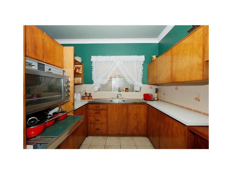 13 Garden Street, Cannington WA 6107