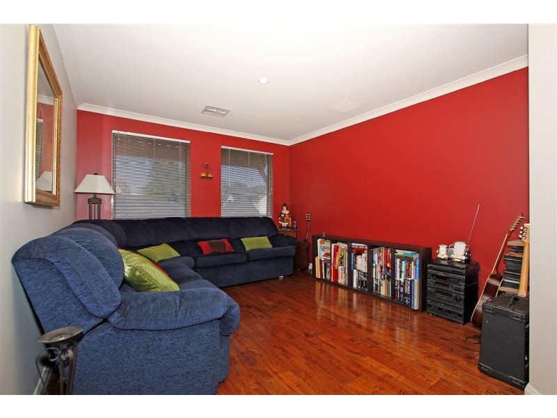 10 Pembrooke Lane, Canning Vale WA 6155