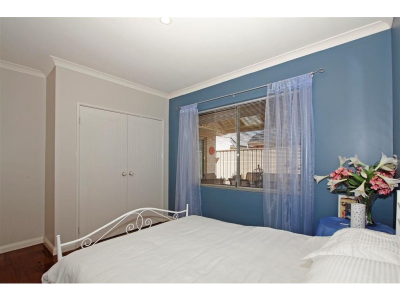 10 Pembrooke Lane, Canning Vale WA 6155