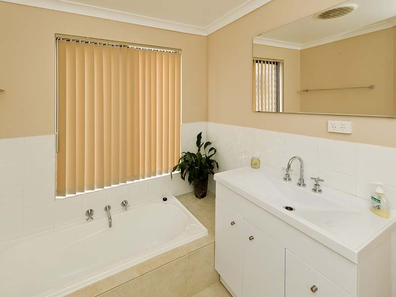 7 Durack Crescent, Gosnells WA 6110