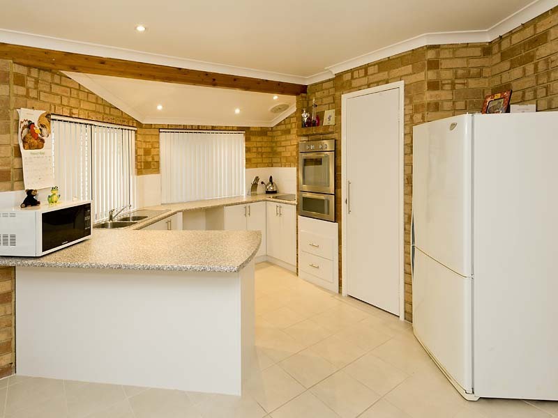 7 Durack Crescent, Gosnells WA 6110