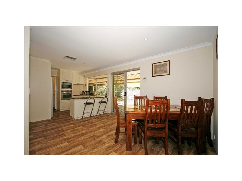 56 Orangedale Road, Lesmurdie WA 6076