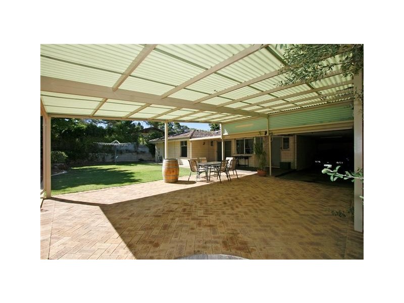 56 Orangedale Road, Lesmurdie WA 6076