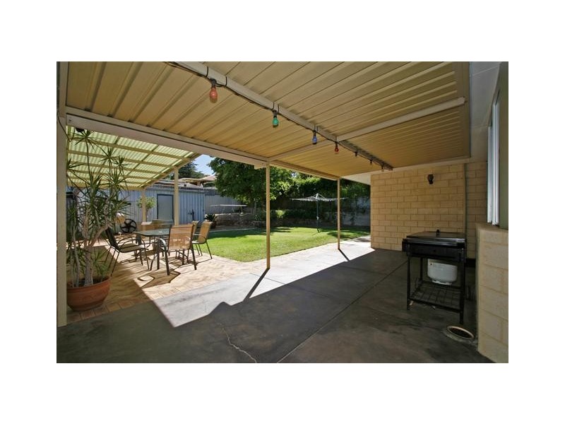 56 Orangedale Road, Lesmurdie WA 6076