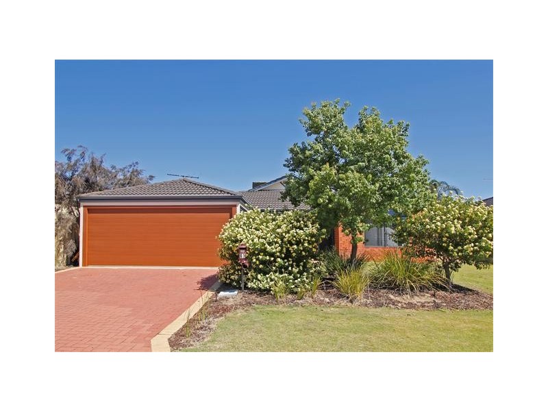 61 Coulthard Crescent, Canning Vale WA 6155